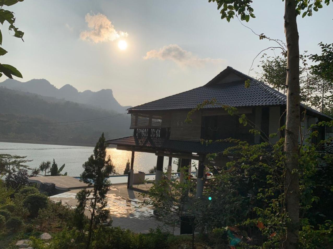 Ho Tam Homestay Hòa Bình Esterno foto